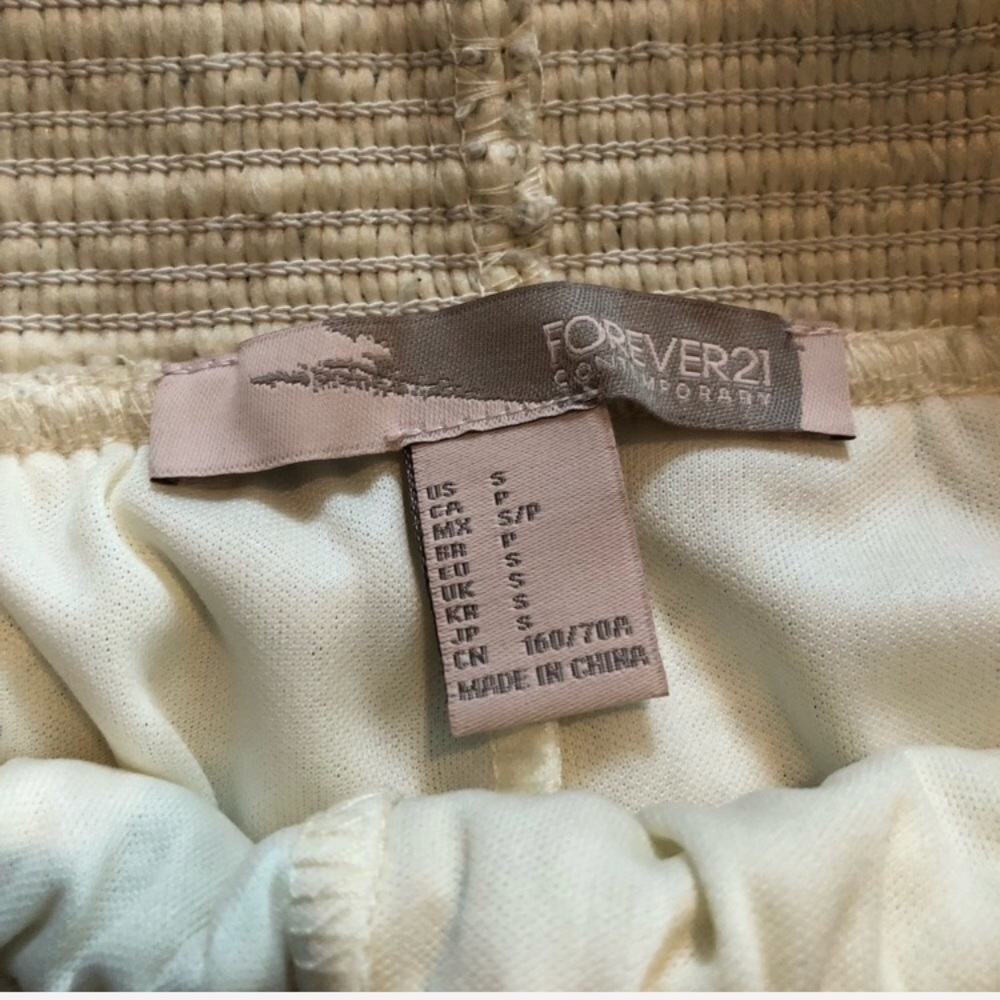 • 2/$10 • Forever 21 Cream Lace Shorts - Picture 5 of 5